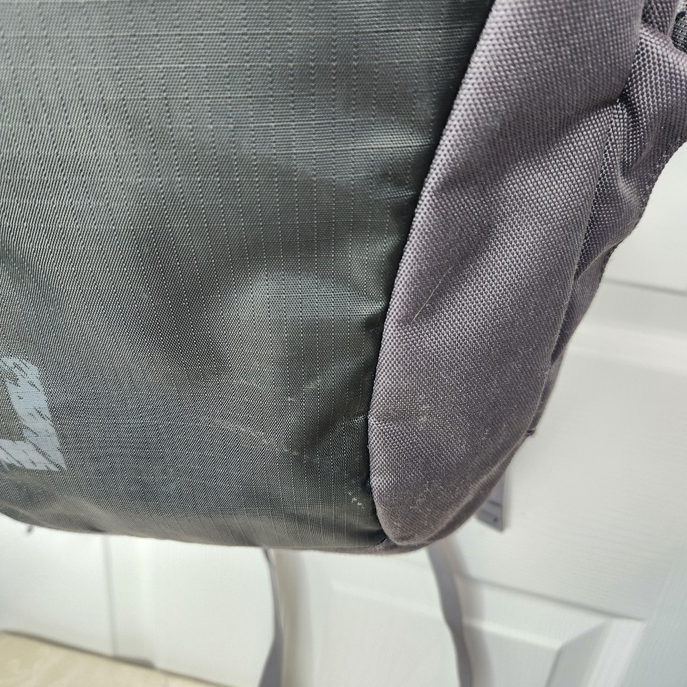 Lowepro Camera Backpack Grey - Picture 15 of 16